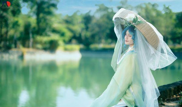 hatsune-miku-5-bi-mat-ve-nu-vocaloid-duoc-ham-mo-nhat-tren-the-gioi-2.jpg