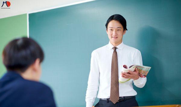 senpai-la-gi-phan-biet-senpai-kohai-va-sensei-khi-di-xkld-nhat-2.jpg