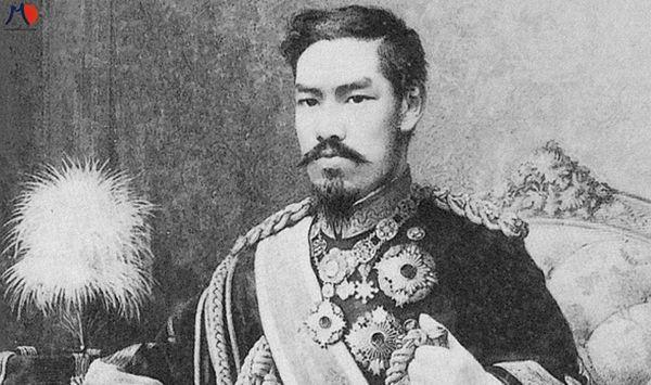 thien-hoang-minh-tri-dang-minh-quan-canh-tan-dat-nuoc-mat-troi-moc-1.jpg